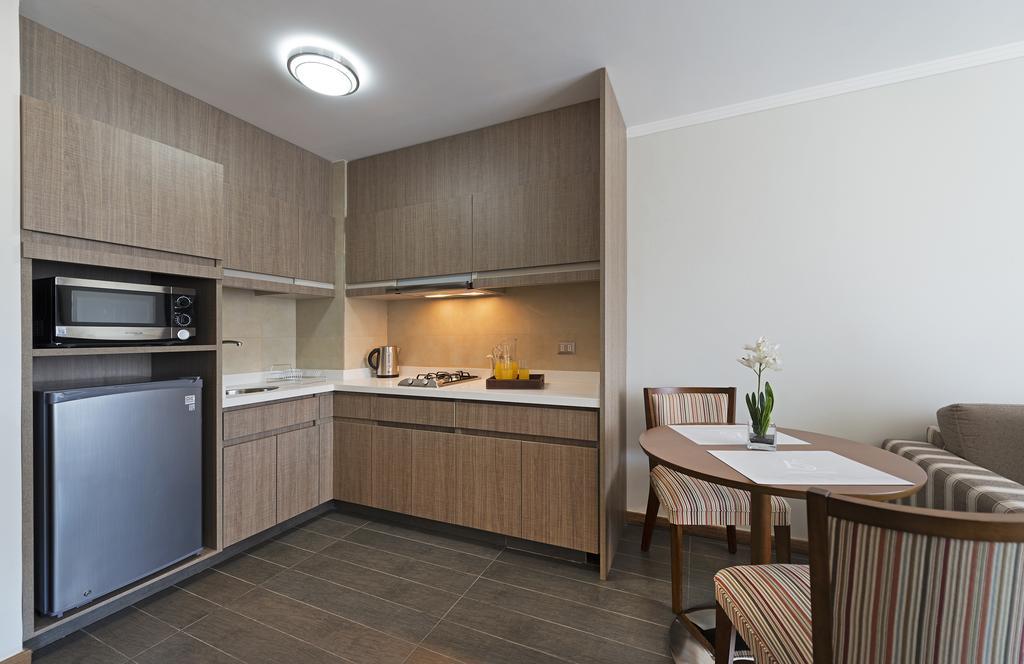 Hotel Atacama Suites コピアポ 部屋 写真
